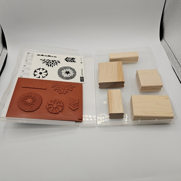 Stampin' Up Petal Paradise - Picture 2 of 2